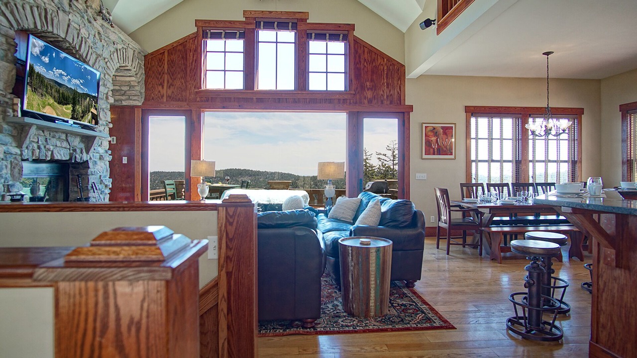 Photo of Livingroom in Snowshoe