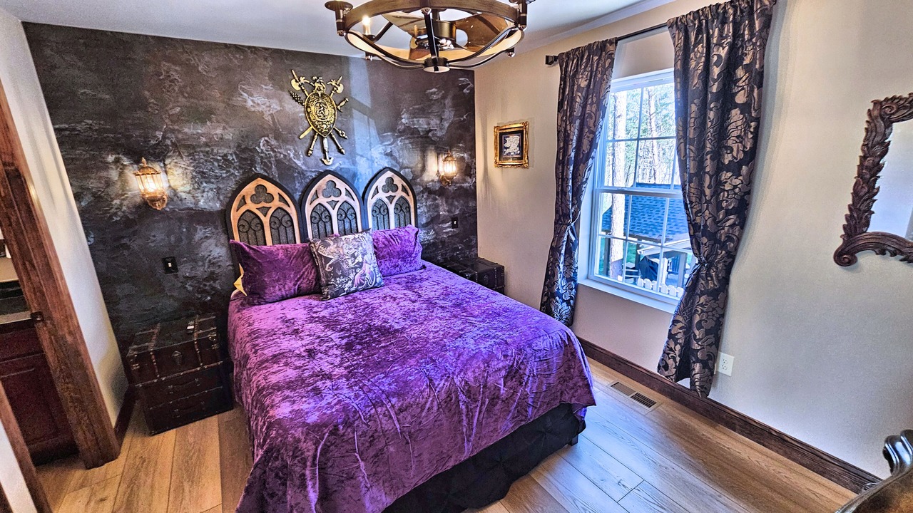 Photo of Bedroom in Kodak