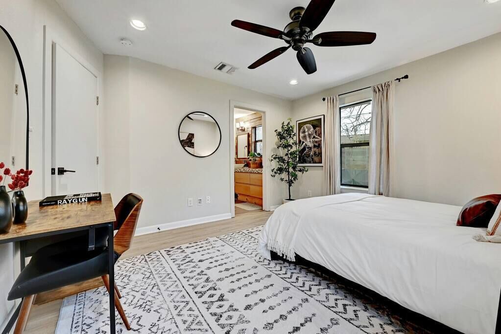 Photo of Bedroom in Greater South River City