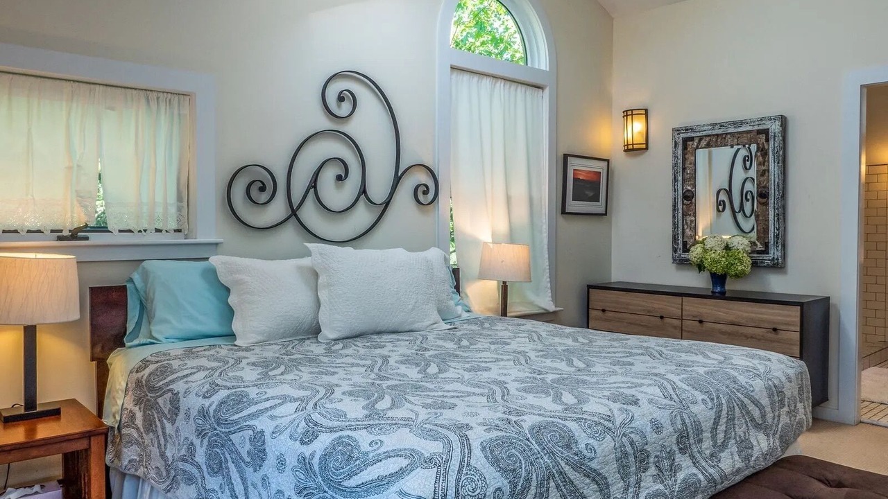 Photo of Bedroom in Salsbury Cove