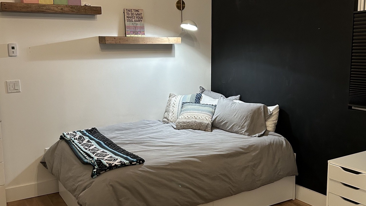 Photo of Bedroom in Green Meadows