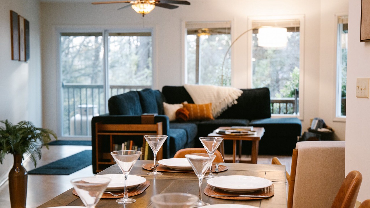 Photo of Livingroom in Bluff City