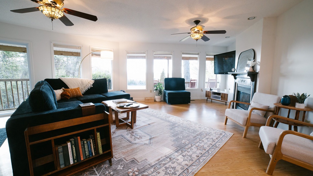Photo of Livingroom in Bluff City