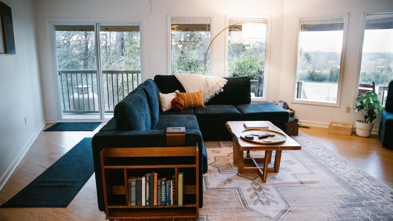 Photo of Livingroom in Bluff City