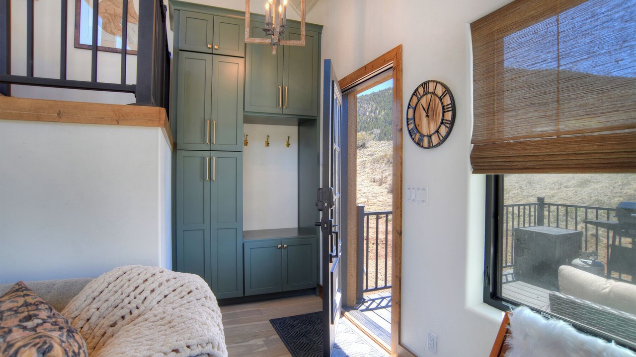 Photo of Livingroom in Creede