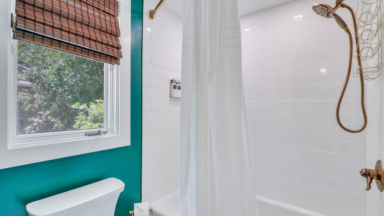 Photo of Bathroom in Saint Simons Island