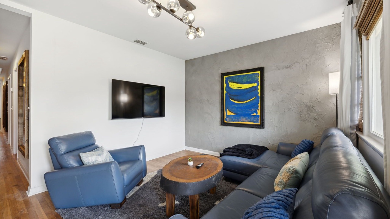 Photo of Livingroom in Madison