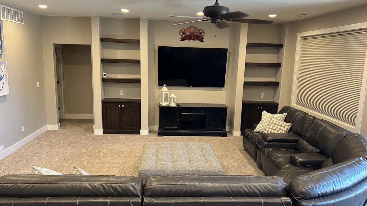 Photo of Livingroom in Green Springs