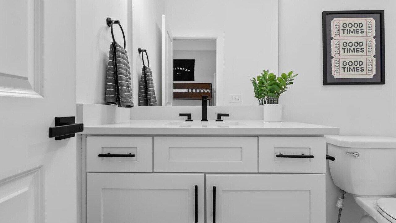 Photo of Bathroom in Charlotte Park