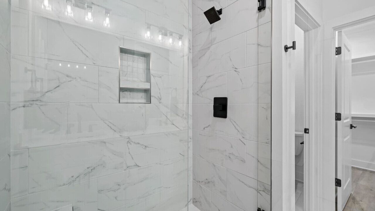 Photo of Bathroom in Charlotte Park