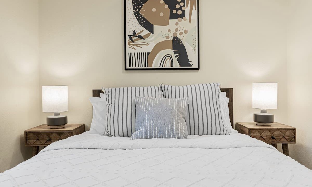 Photo of Bedroom in Viewpoint