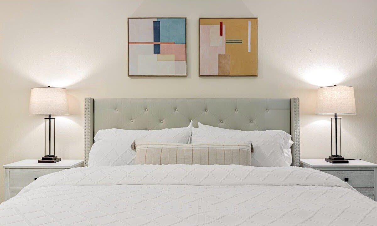 Photo of Bedroom in Viewpoint