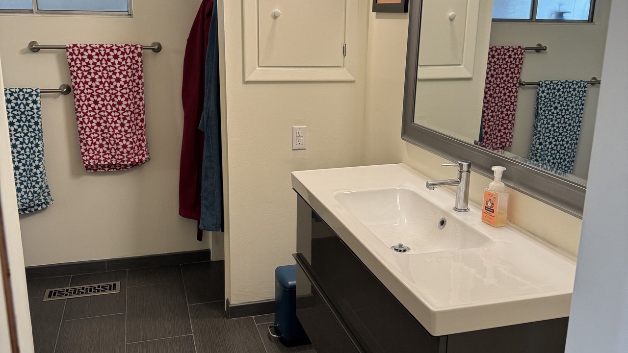 Photo of Bathroom in Sandia Ridge