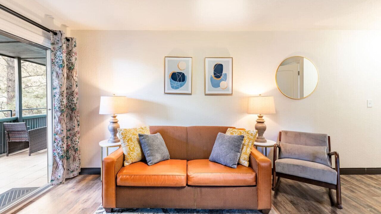 Photo of Livingroom in Green Mountain Falls