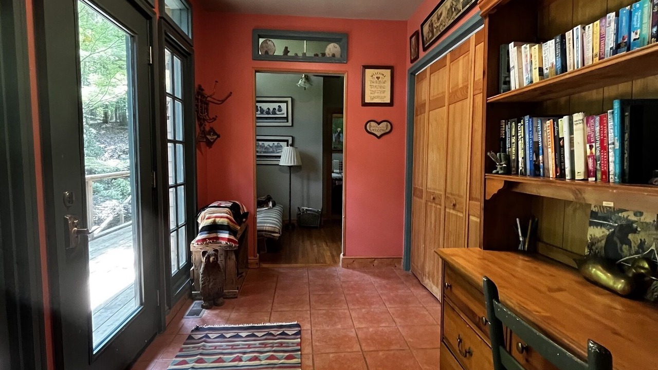 Photo of Bedroom in Salem