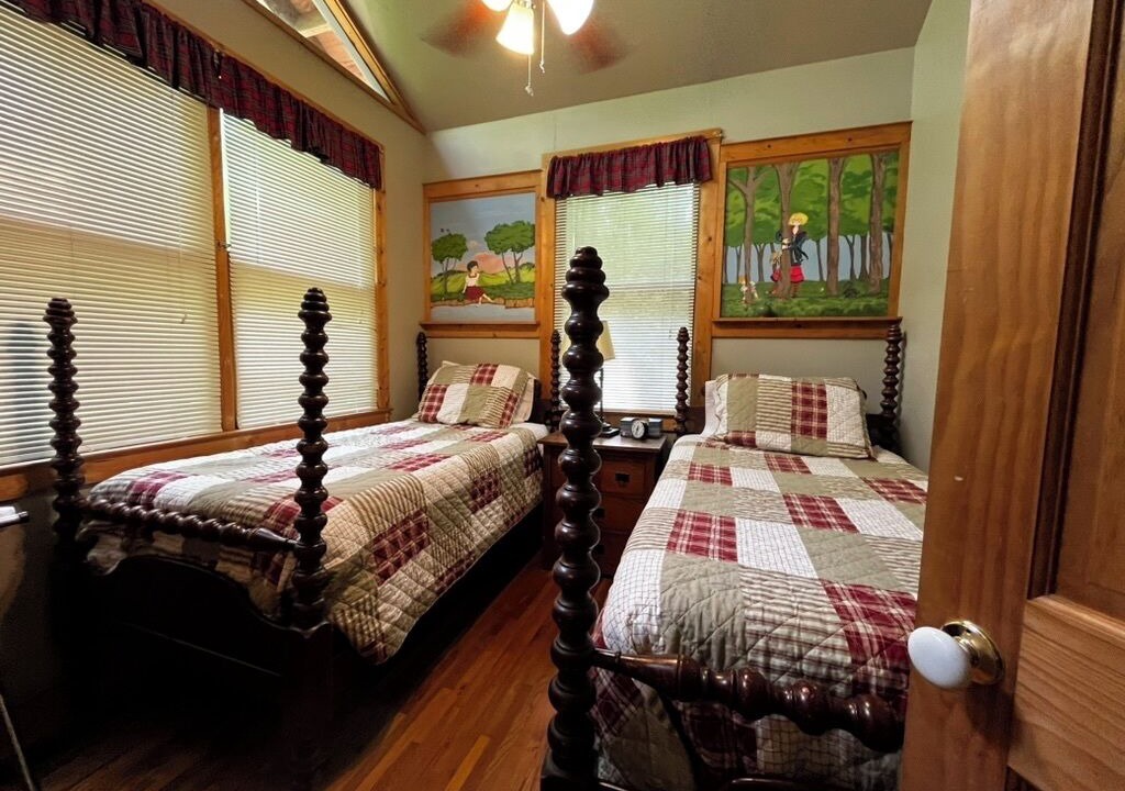 Photo of Bedroom in Salem