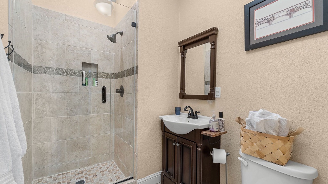 Photo of Bathroom in Oak Lawn