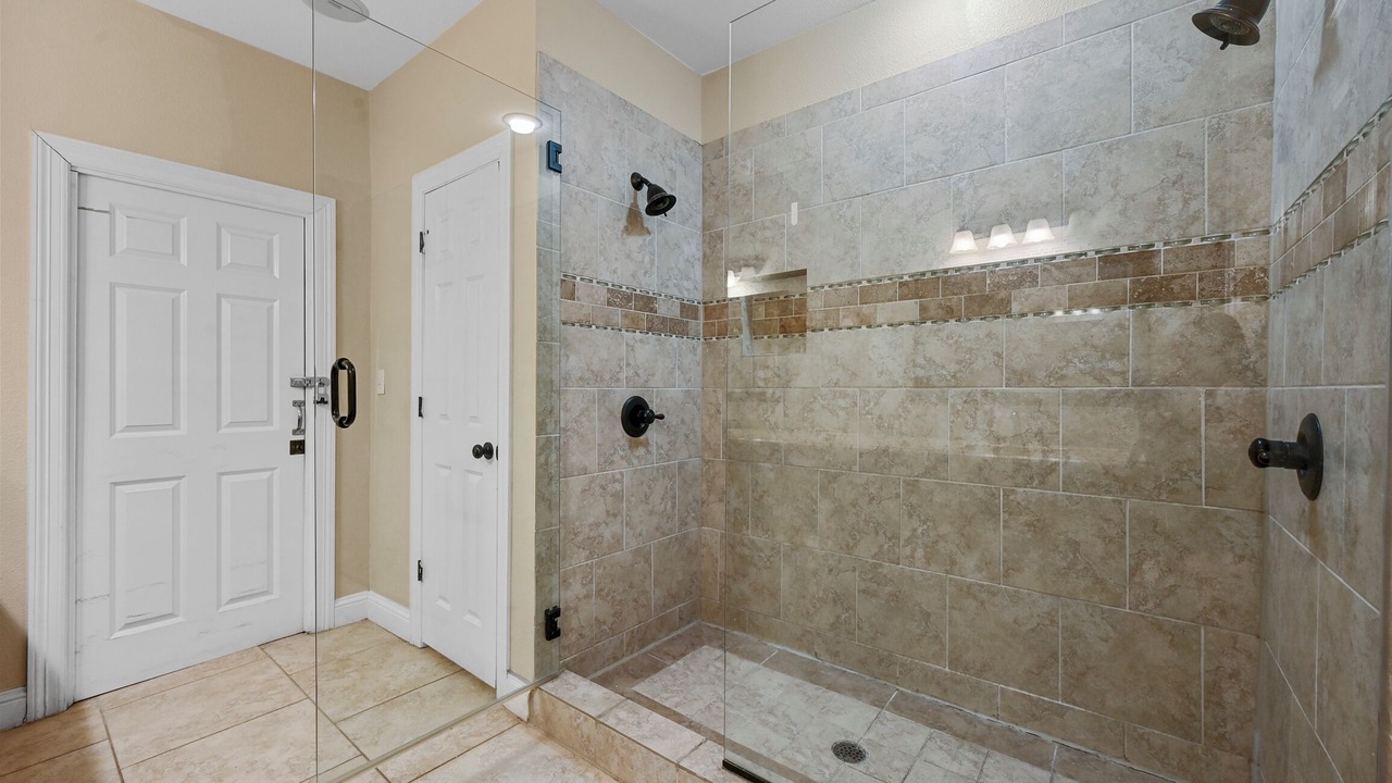 Photo of Bathroom in Oak Lawn