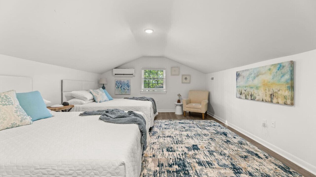Photo of Bedroom in Hanahan