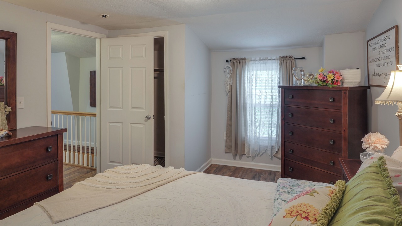 Photo of Bedroom in Culleoka
