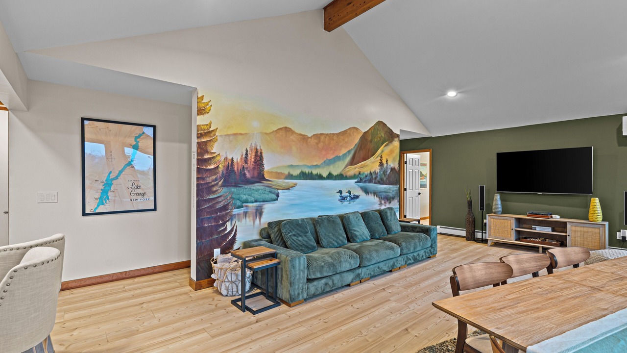 Photo of Livingroom in Warrensburg