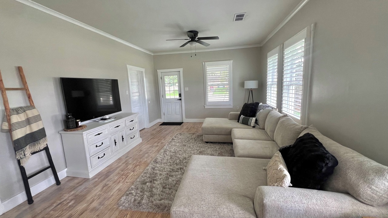 Photo of Livingroom in Webster