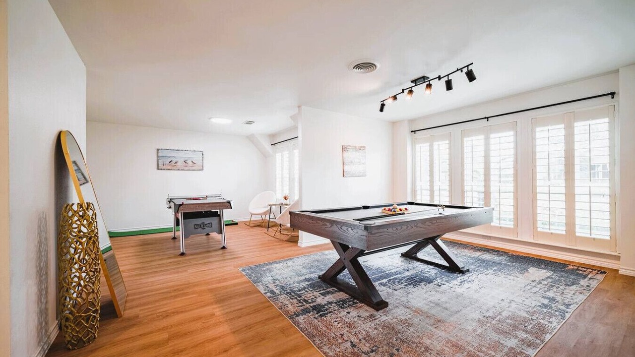 Photo of Bedroom in Nassau Bay
