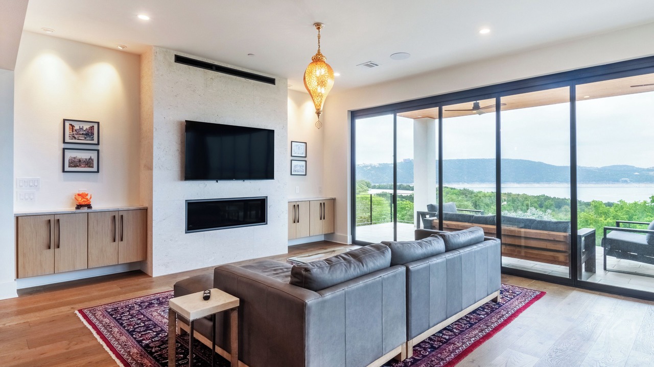 Photo of Livingroom in Comanche Trail