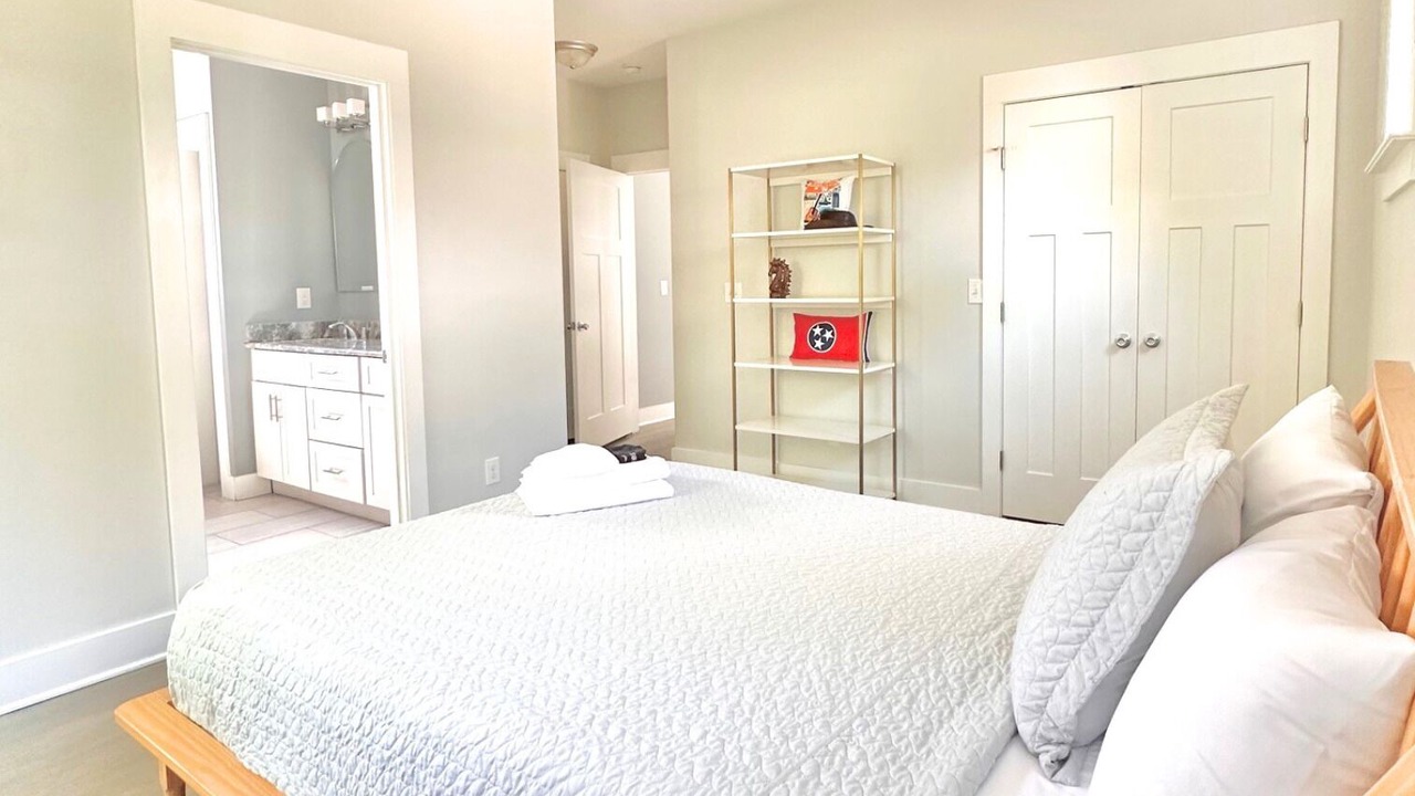 Photo of Bedroom in Salemtown