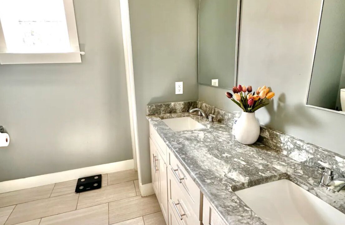 Photo of Bathroom in Salemtown