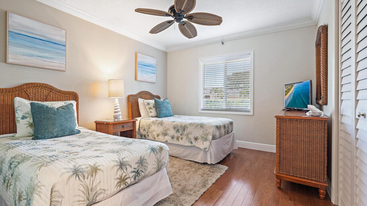 Photo of Bedroom in Jupiter Bay