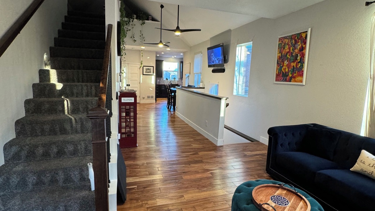 Photo of Livingroom in Lincoln Park