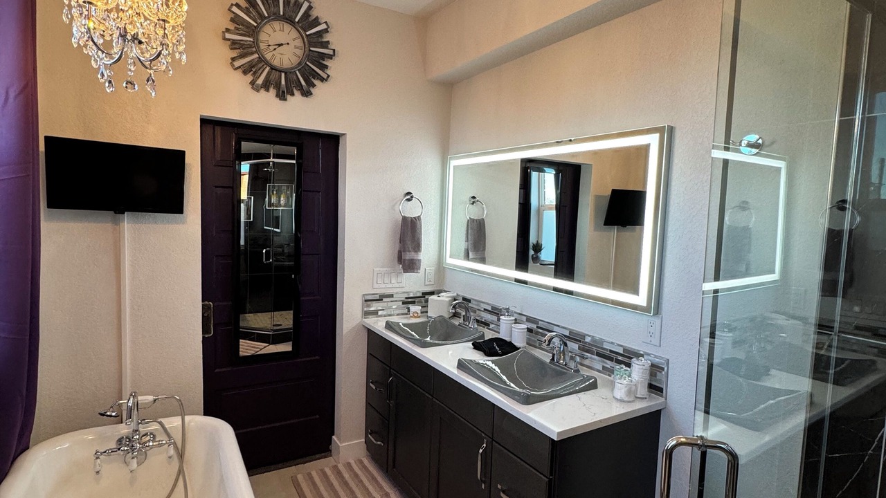 Photo of Bathroom in Lincoln Park