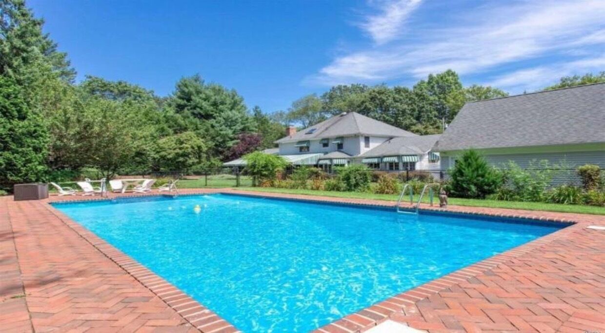 Photo of Outdoor in Huntington