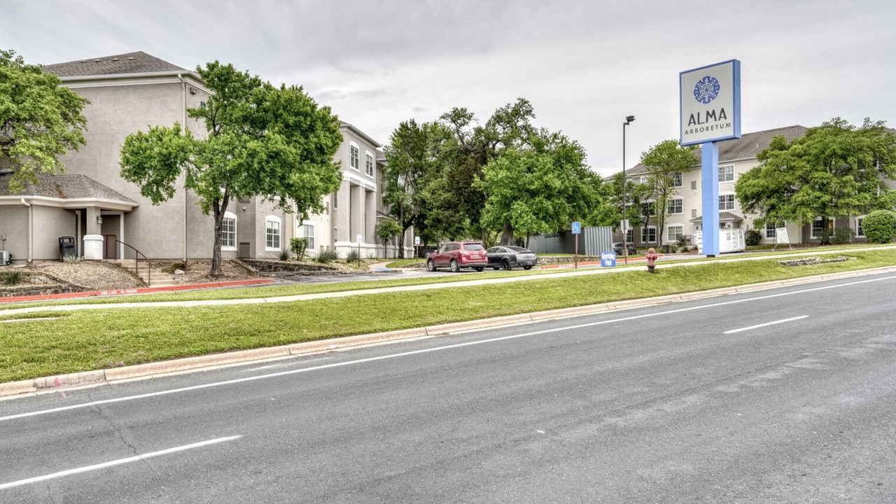 Photo of Outdoor in Gateway