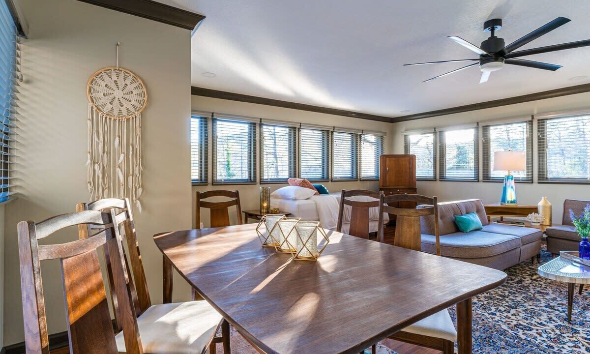 Photo of Bedroom in South Pittsburg
