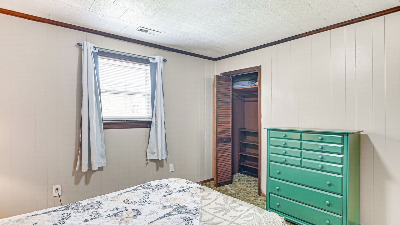 Photo of Bedroom in Lockbridge