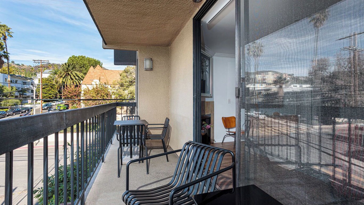 Photo of Patio Balcony in Hollywood