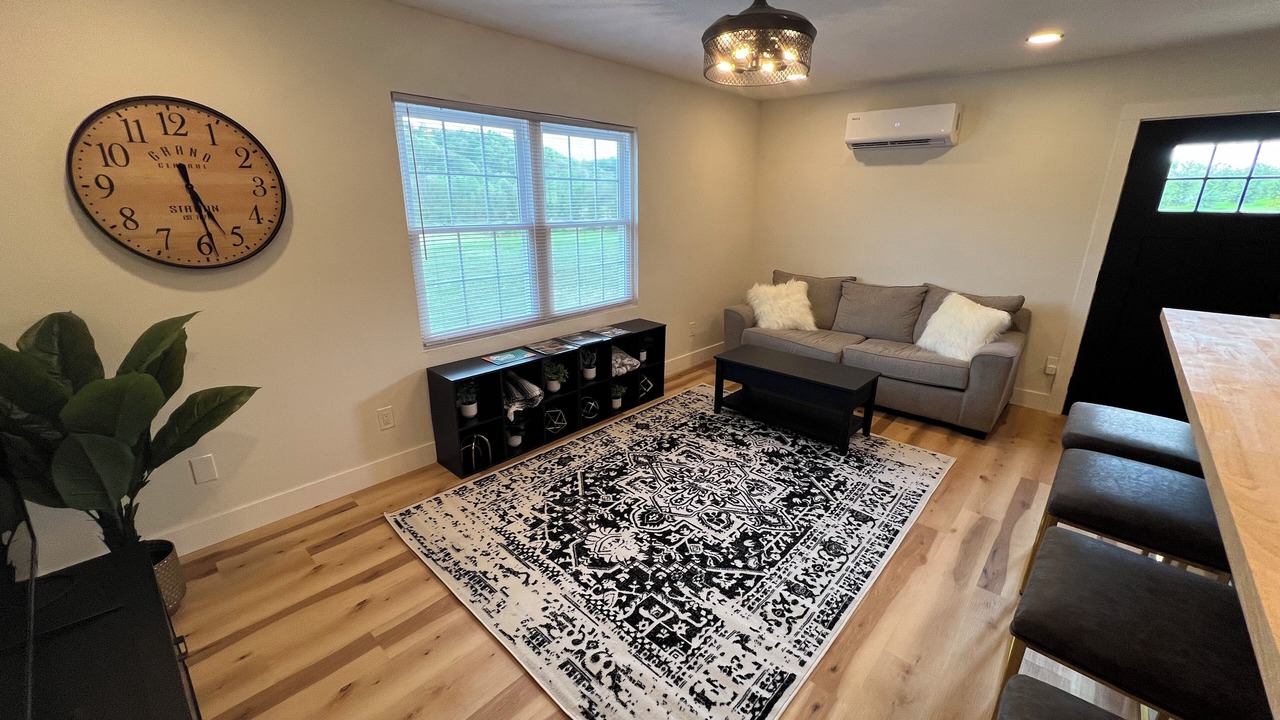 Photo of Livingroom in Teays