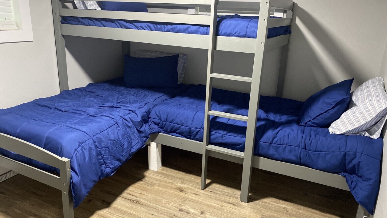 Photo of Bedroom in Greenfield
