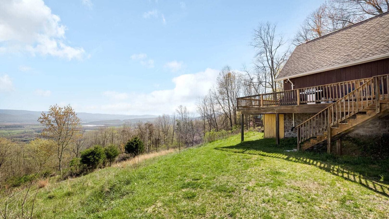 Photo of Outdoor in Old Fields