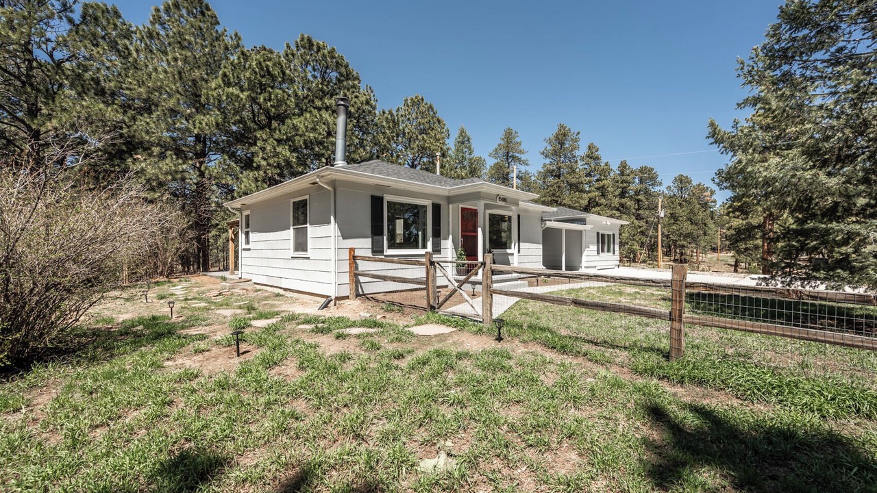 Photo of Outdoor in Colorado Springs