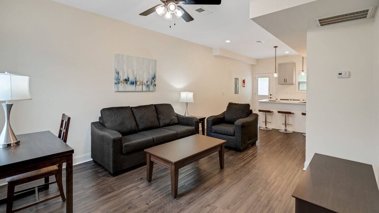 Photo of Livingroom in Clarksville