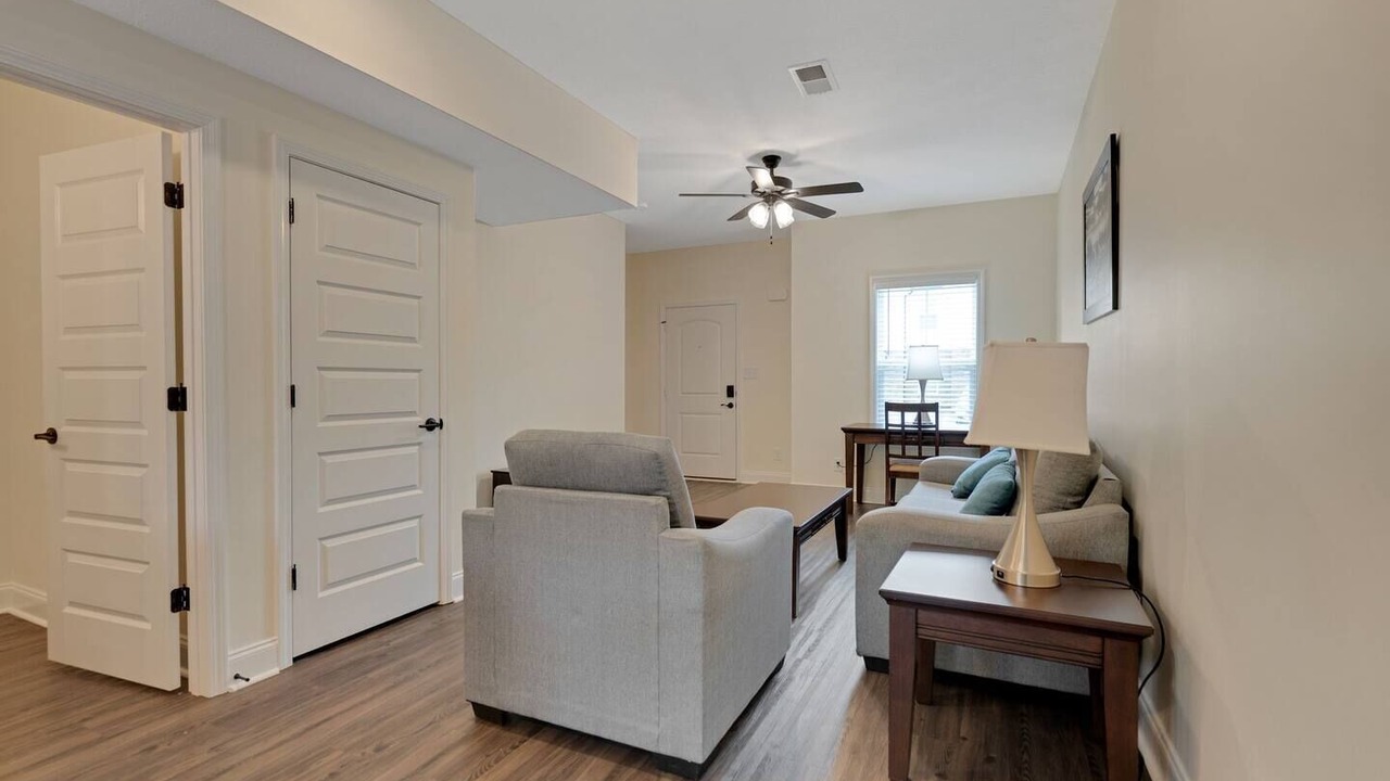 Photo of Livingroom in Clarksville
