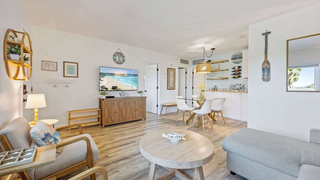 Photo of Livingroom in Crescent Beach
