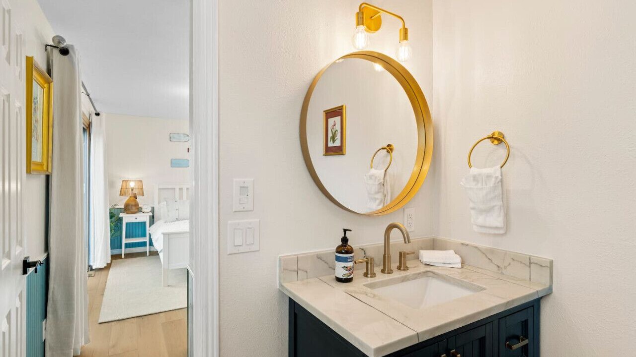 Photo of Bathroom in Arvada