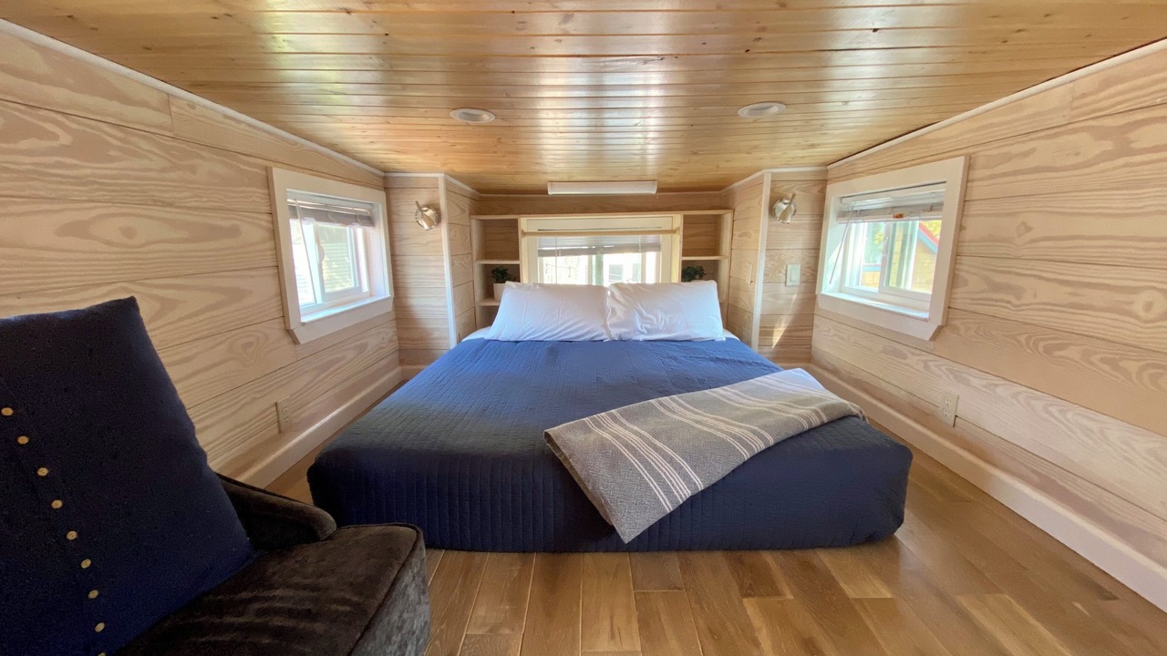 Photo of Bedroom in Lyons
