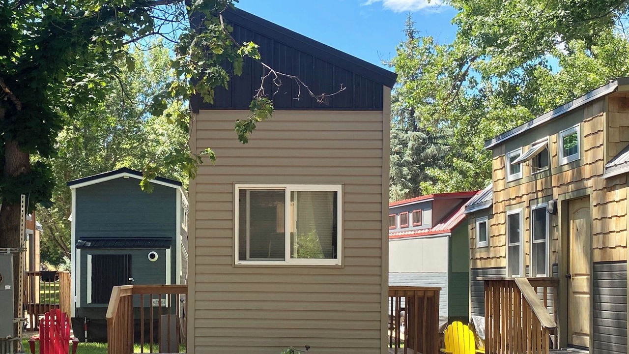 Photo of Outdoor in Lyons