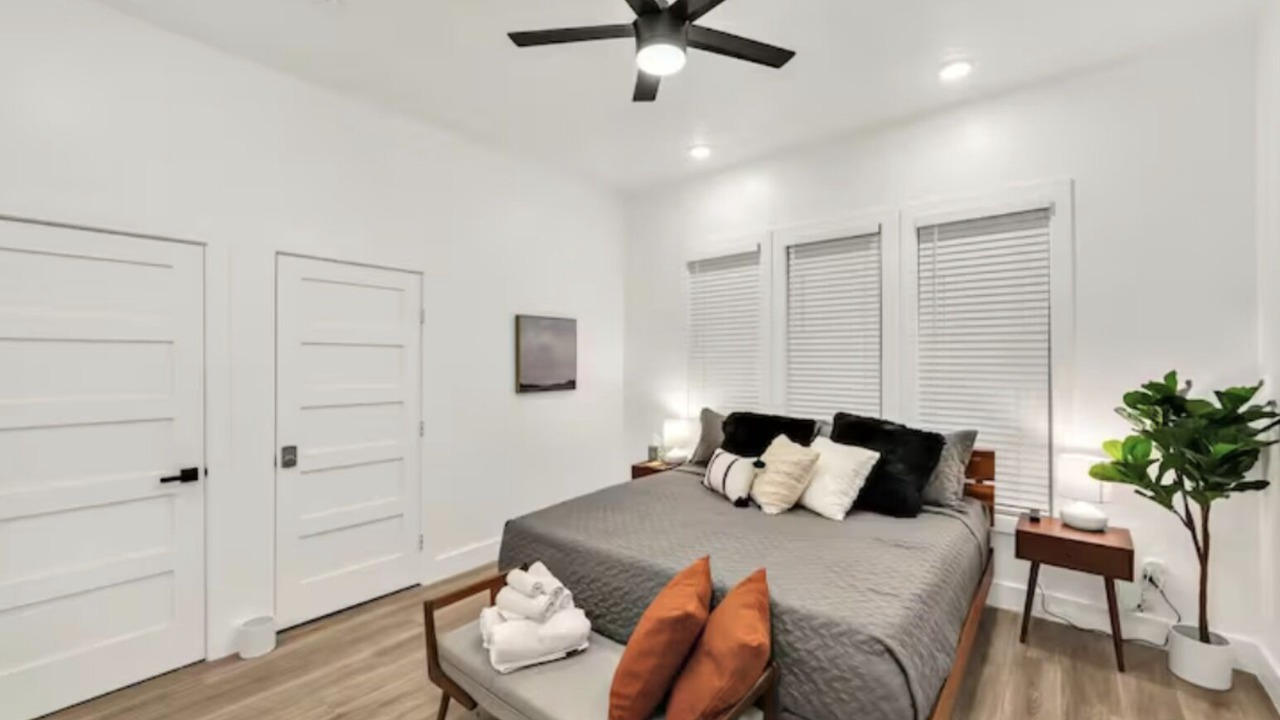 Photo of Bedroom in University