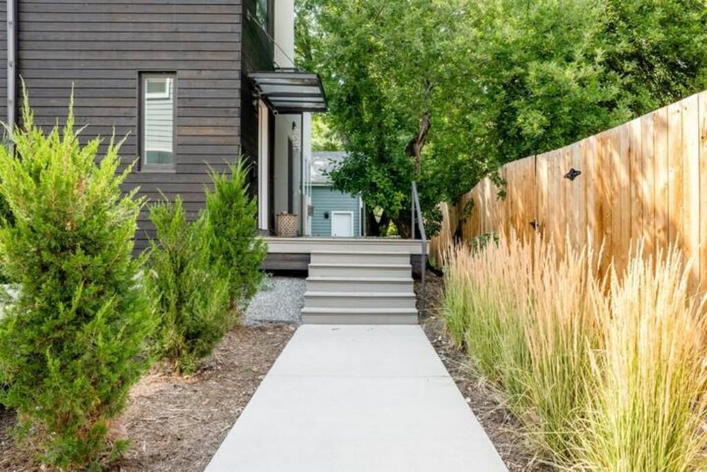 Photo of Outdoor in Central Boulder